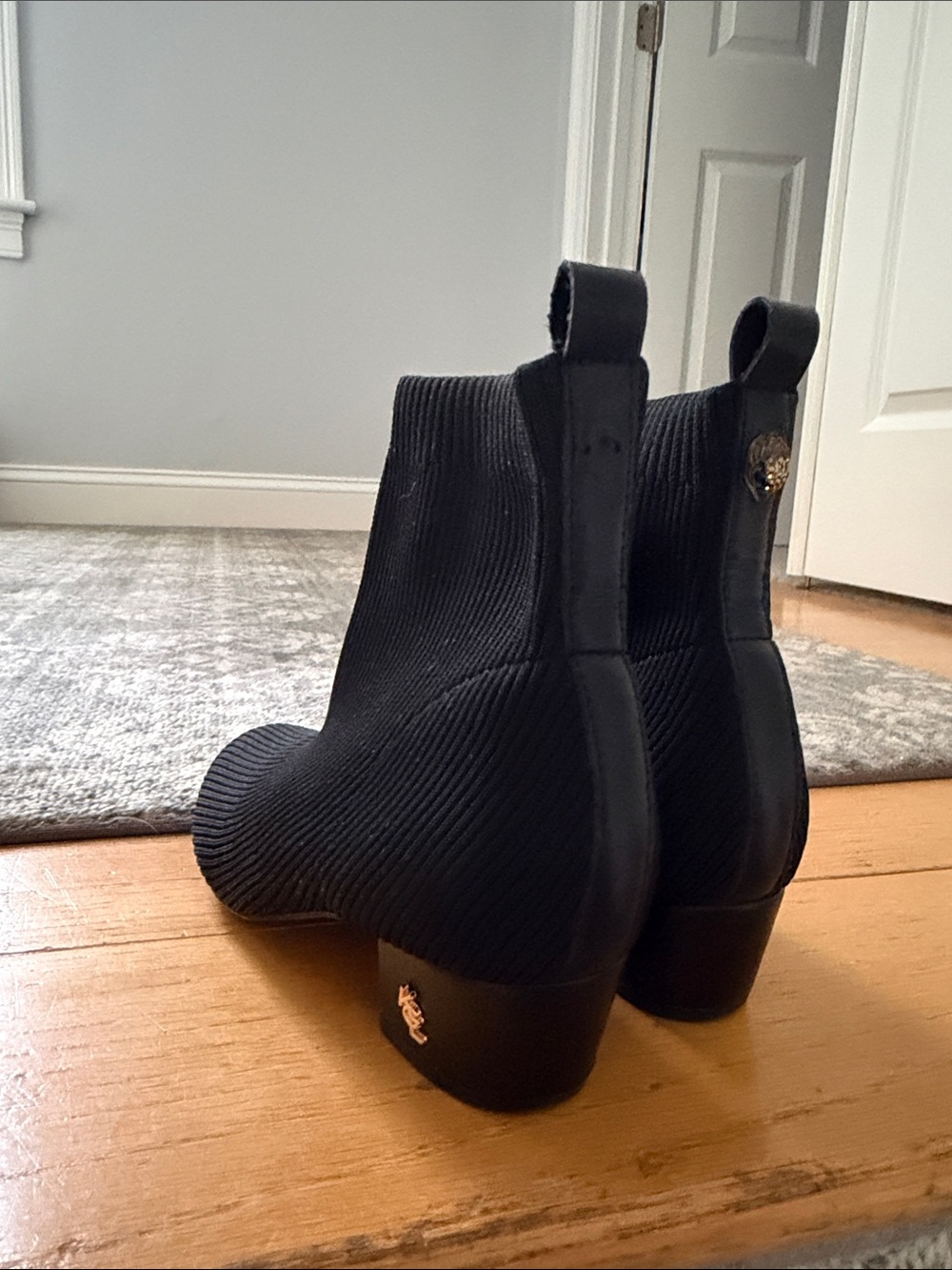 Size 4 girls Black Stretch-Knit Ankle Boots -